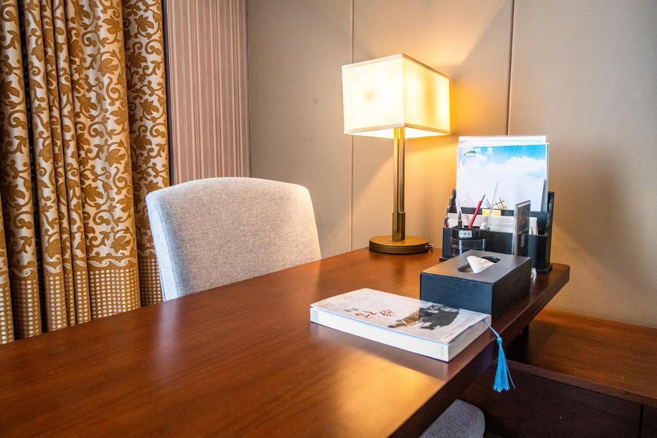 Peace International Hotel Shangrao Экстерьер фото